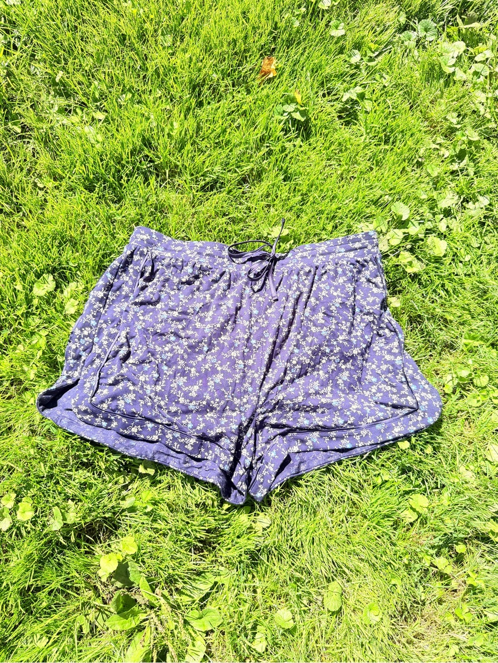 GAP Purple Floral Athletic Lounge Shorts with Drawstring